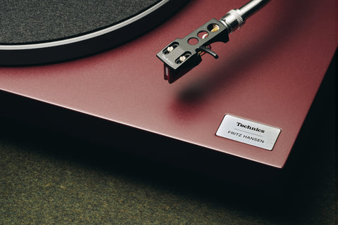 Technics SL-40CBTFH Fritz Hansen Edition
